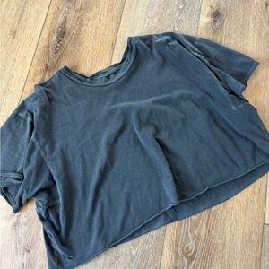 Casual Gray Cropped T-Shirt